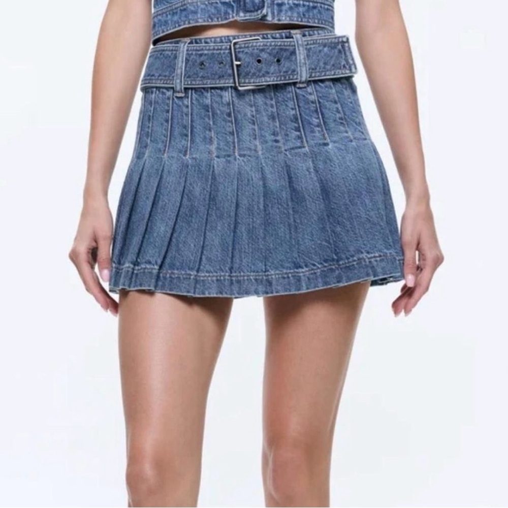 Alice + Olivia Mera Pleated Mini Skirt with Buckle
